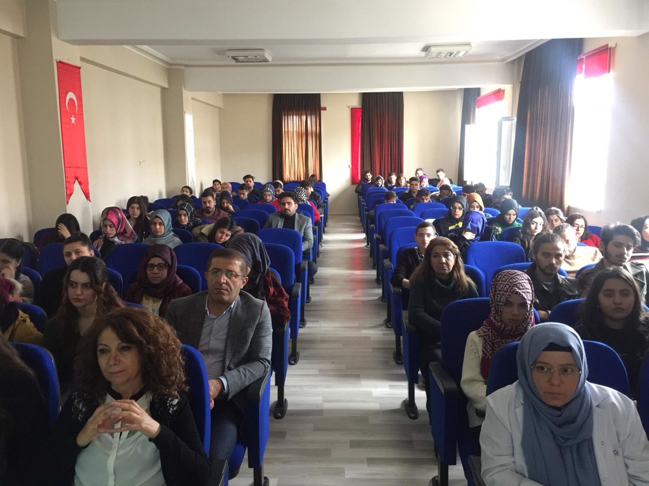 OKULUMUZDA BOZKIR TOPLUM SAĞLIĞI MERKEZİ HIV AİDS KONULU SEMİNER YAPTI